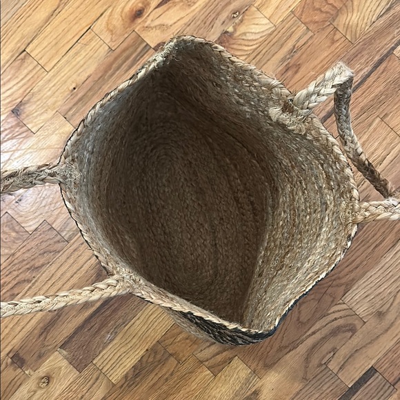 Brown and Tan Tote Bag with Leopard Design - Picture 2 of 4